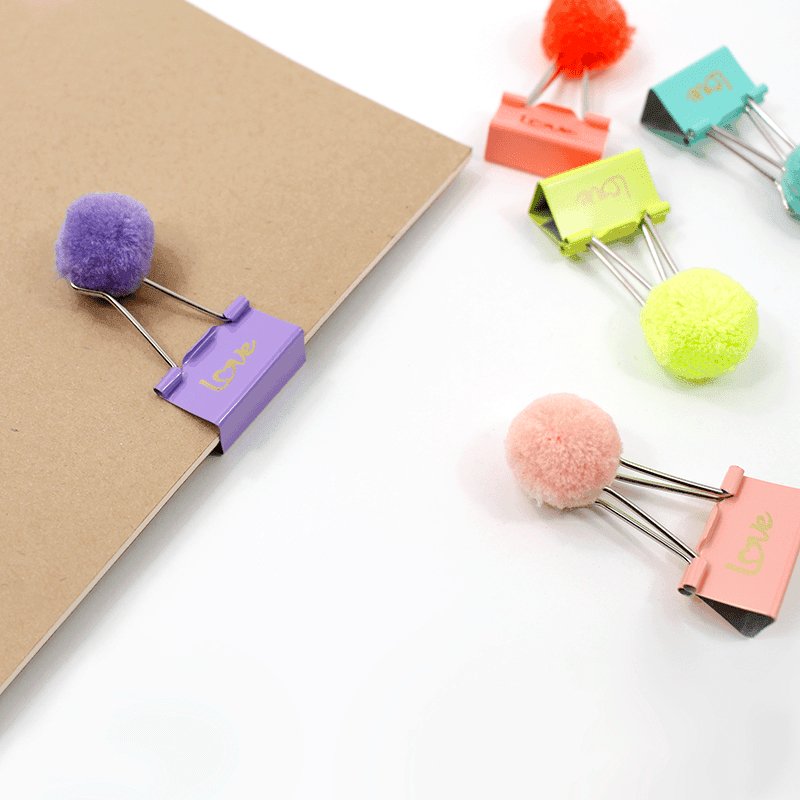 Binder clip pompom - Ladies Creative